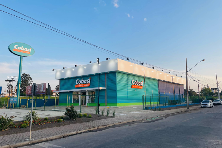 Rede de pet shop Cobasi inaugura nesta semana primeira loja em Curitiba