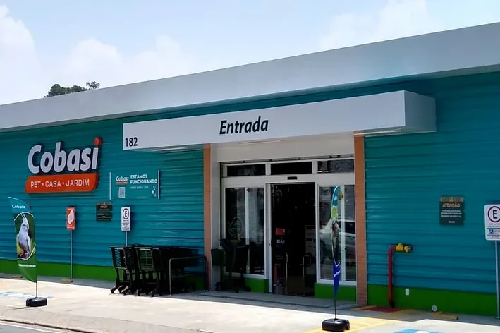 Rede de pet shop Cobasi inaugura nesta semana primeira loja em Curitiba