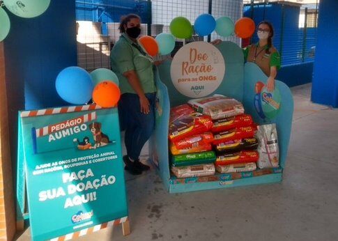 PremieRpet doa 25 toneladas de alimentos para ONGs