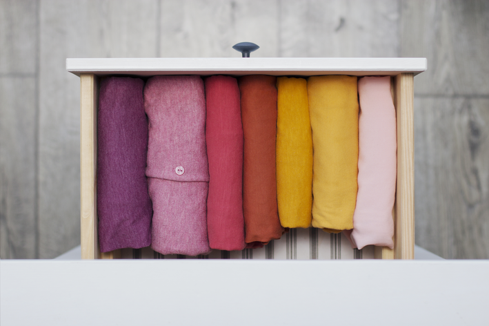 Como organizar gavetas de roupas: 10 sugestões práticas