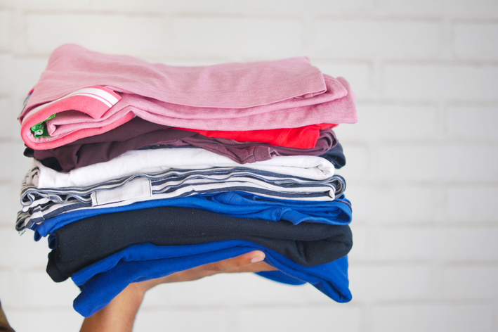 7. Atenção ao uso das prateleiras ao organizar guarda-roupa